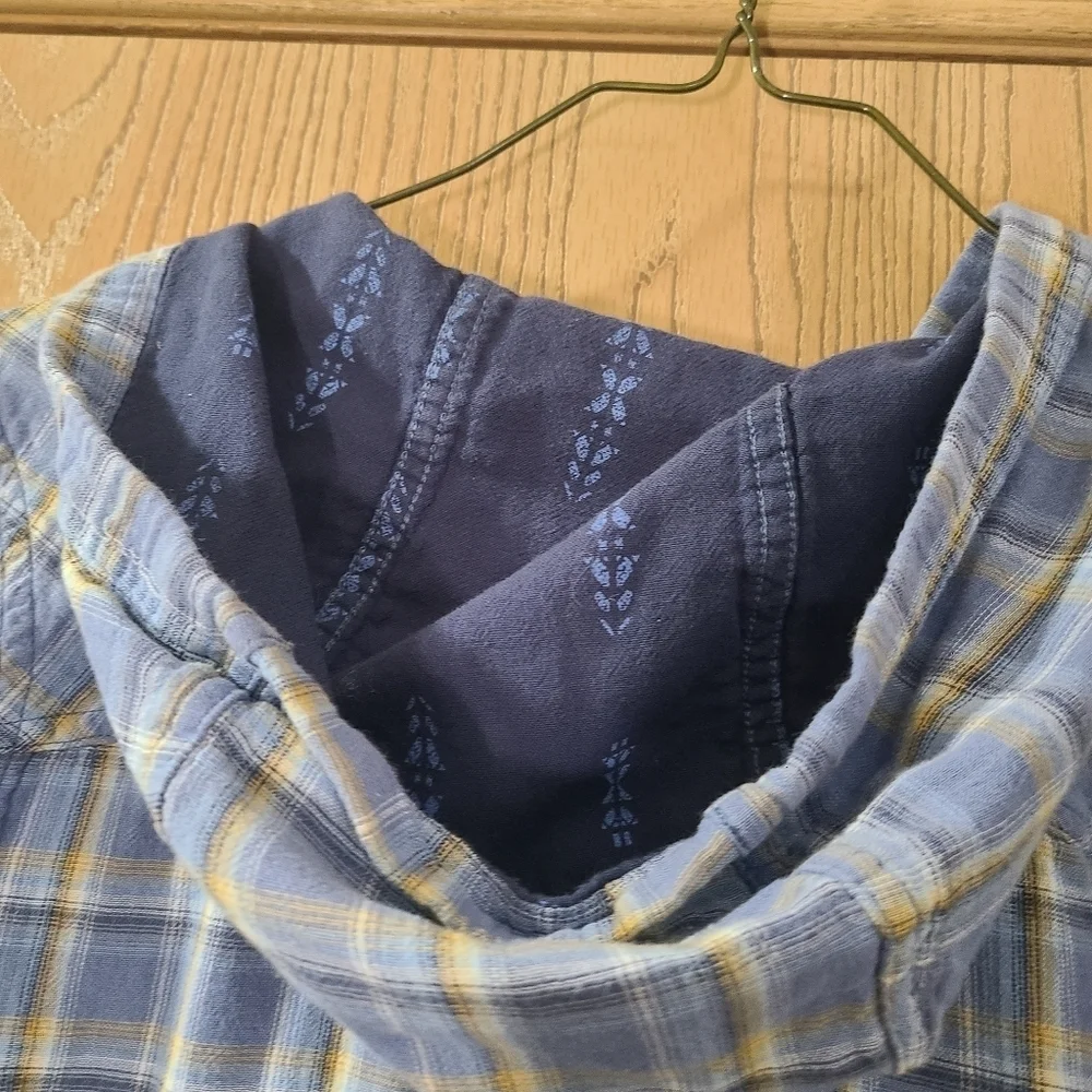 Columbia Plaid Hooded Button Up Shirt - Picture 3 of 5